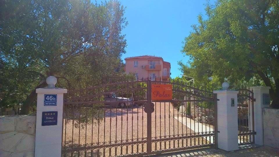 Villa Palas Apartments Rogoznica  Zewnętrze zdjęcie