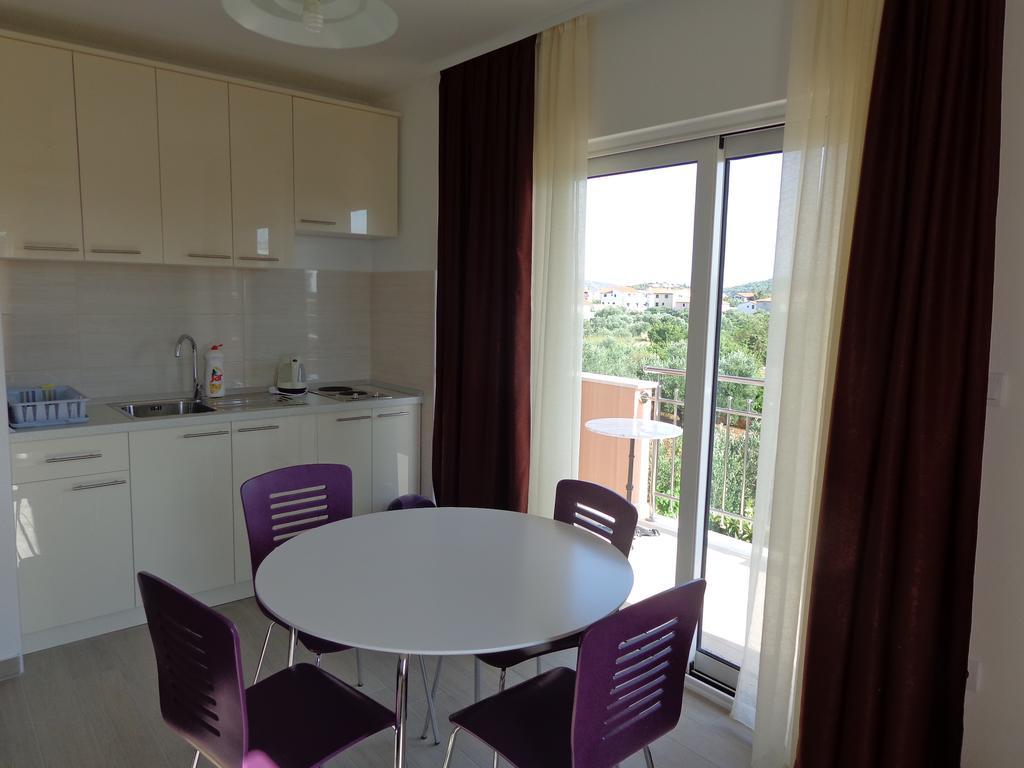 Villa Palas Apartments Rogoznica  Pokój zdjęcie