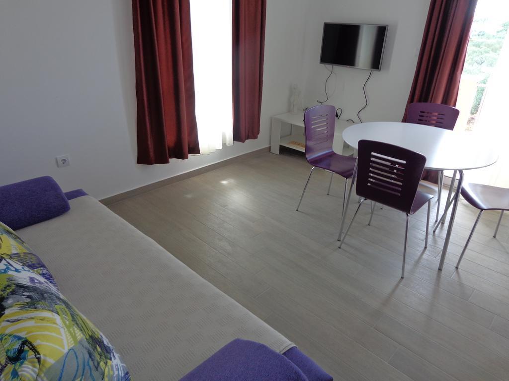 Villa Palas Apartments Rogoznica  Pokój zdjęcie