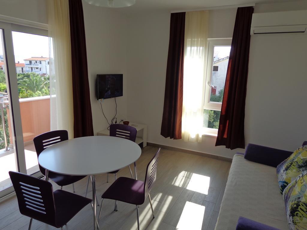 Villa Palas Apartments Rogoznica  Zewnętrze zdjęcie